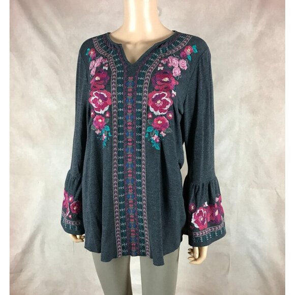 ANDREE by Unit Embroidered Boho Bell Sleeve Tunic MEDIUM - Picture 7 of 7